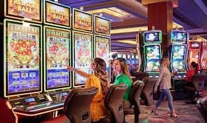 Buku Mimpi number selection interface on divalotre slot